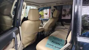 Mitsubishi Montero 2013