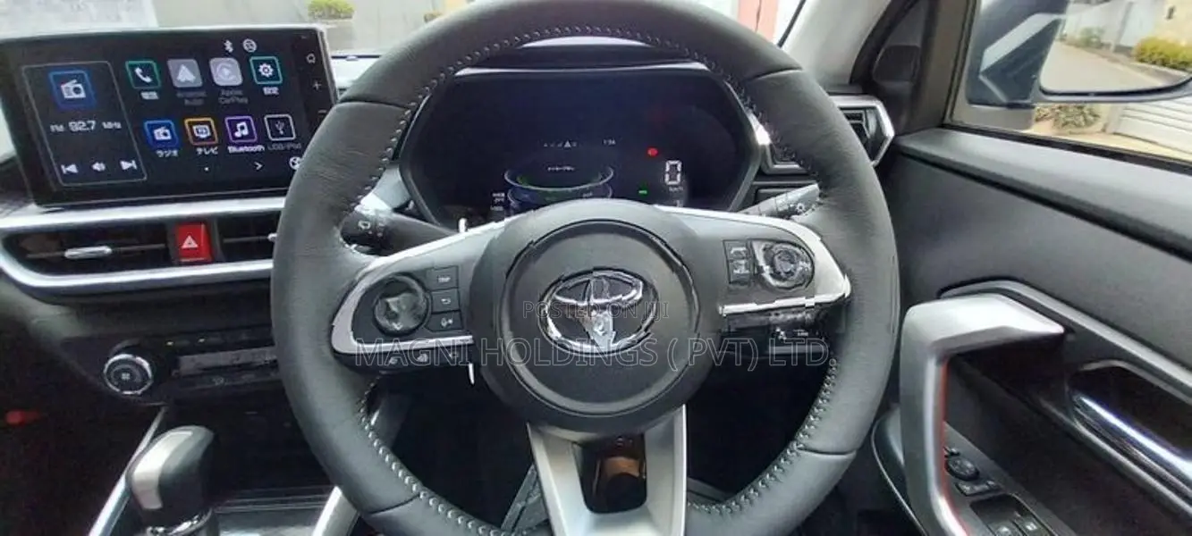 Toyota Raize Hybrid Z Grade BSM 2026
