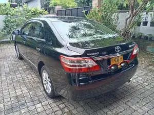 Toyota Premio 2013