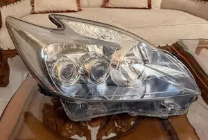 Prius zvw30 3scoop Headlights