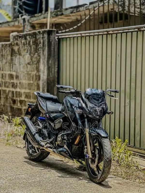 TVS Apache RTR 200 2017