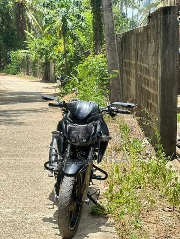 TVS Apache RTR 200 2017