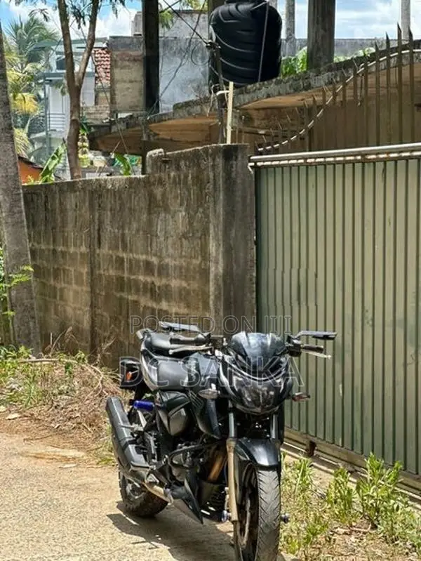 TVS Apache RTR 200 2017
