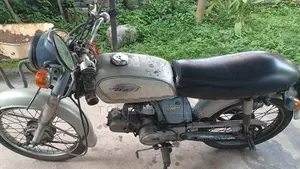 Honda Benly 2003