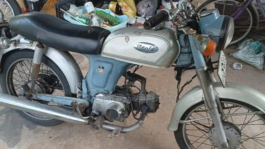 Honda Benly 2003