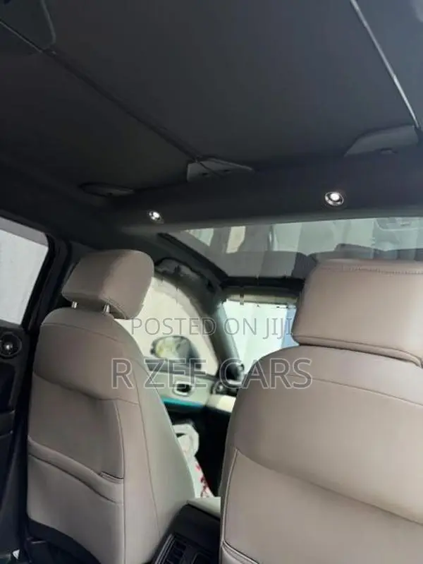 Honda Vezel Z Play Moonroof 2025