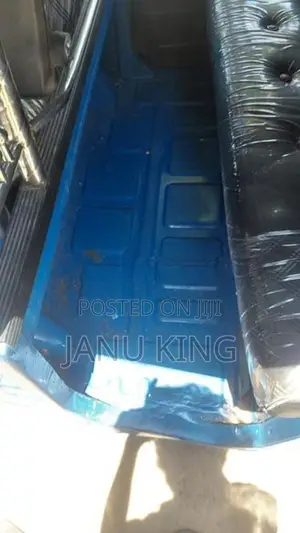 Bajaj RE 2015