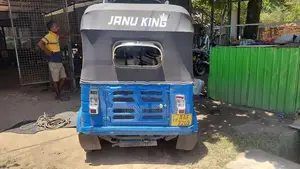 Bajaj RE 2015