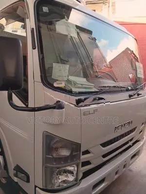 Isuzu Elf Freezer 2017