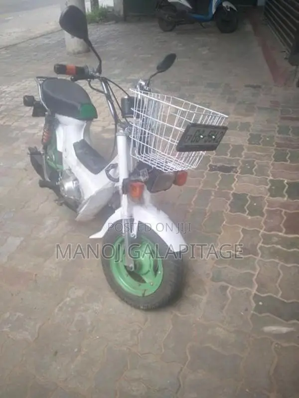 Honda Chaly 2000