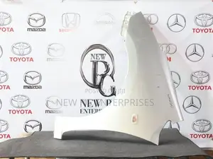Toyota Prius NHW20 Fender LHS