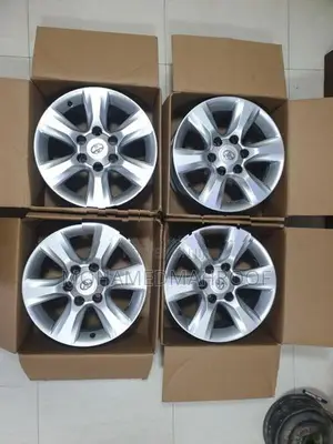 17" 6 Studs Alloywheels