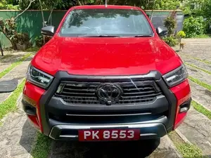 Toyota Hilux ROCCO 2025