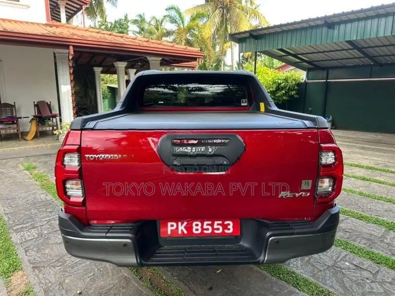 Toyota Hilux ROCCO 2025