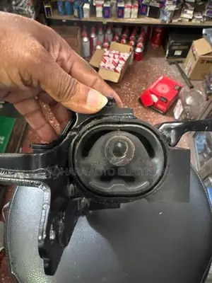 Toyota Pramio Mount