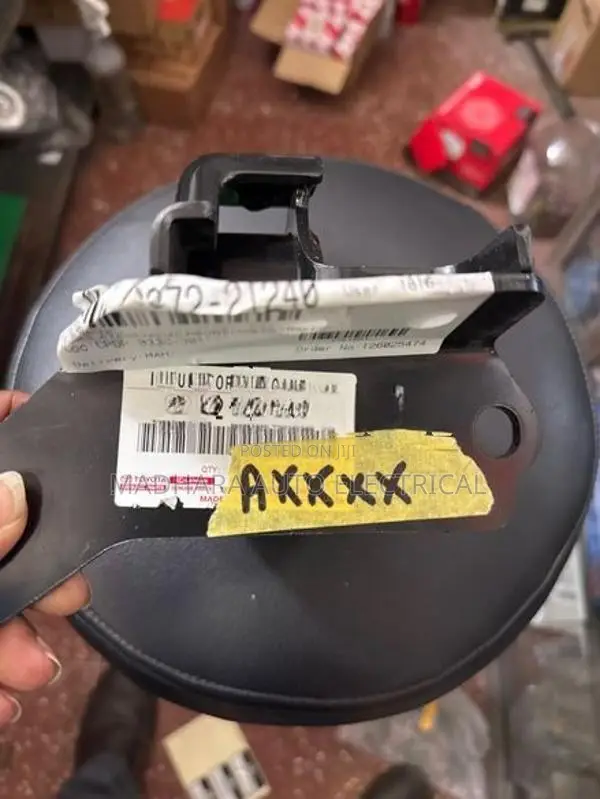 Toyota Pramio Mount