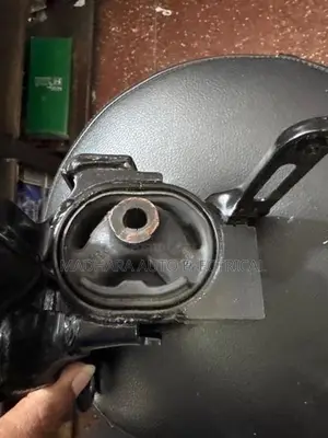 Toyota Pramio Mount