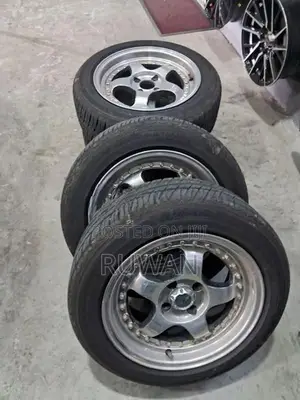 4 Alloy Wheel With New Tyres