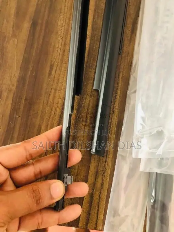 ToyotaVitzWEATHERSTRIP for All