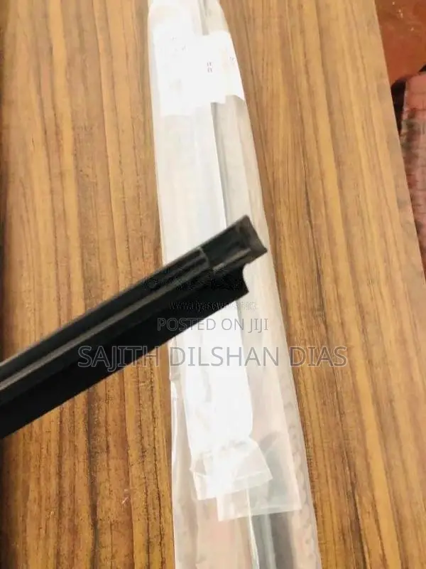 ToyotaVitzWEATHERSTRIP for Car