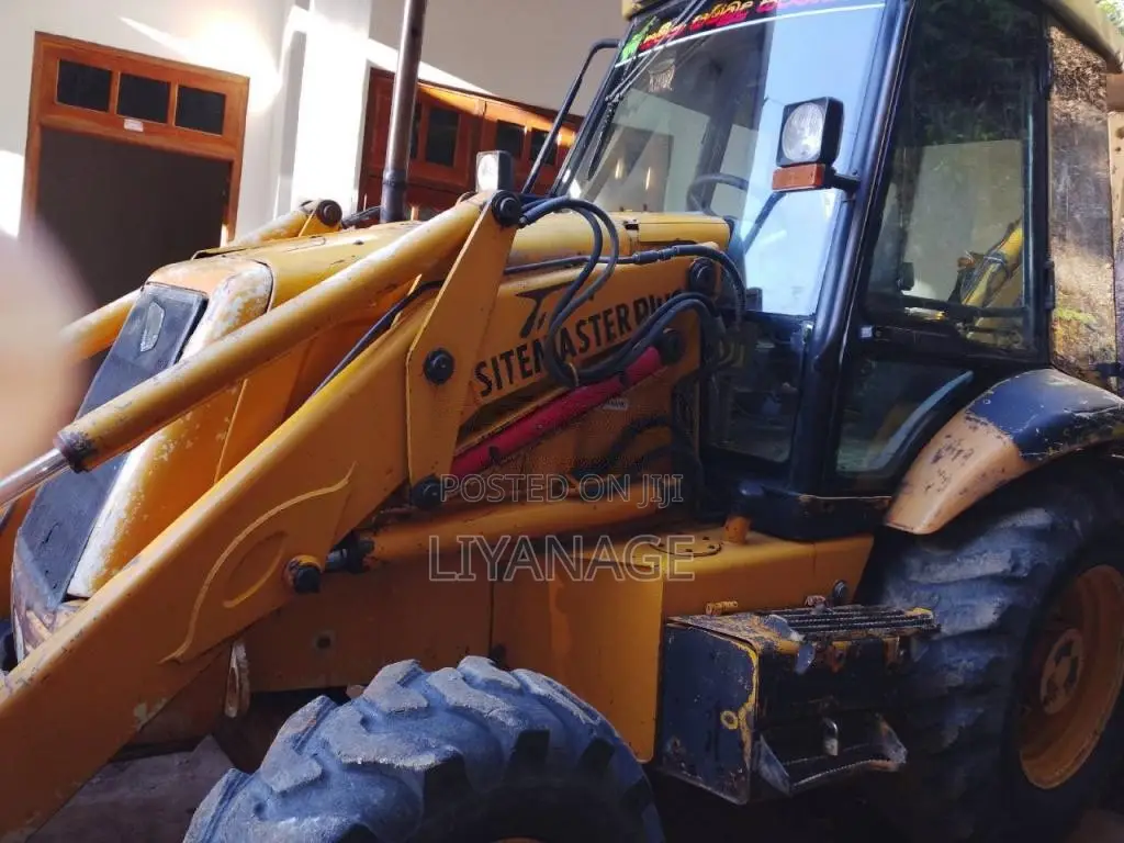 JCB 12 1998 Heavy-Duty (Used)