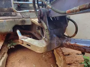 Mitsubishi 30 2022 Heavy-Duty (Used)