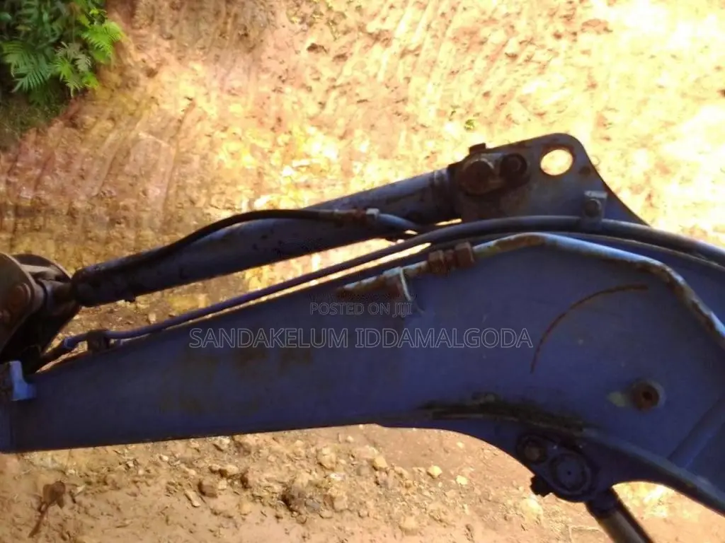 Mitsubishi 30 2022 Heavy-Duty (Used)
