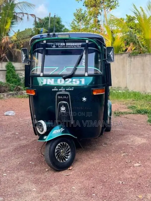 Bajaj 2 Stroke 2004 Three Wheel (Used)