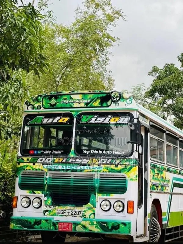 Ashok-Leyland Ruby 2002 Bus (Used)