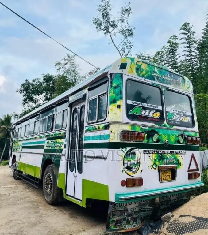 Ashok-Leyland Ruby 2002 Bus (Used)