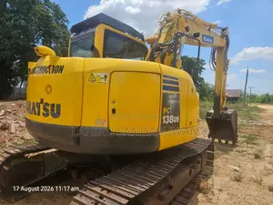 Komatsu Excavator 2010 Heavy-Duty (Used)