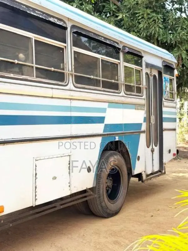 Ashok-Leyland Turbo 2011 Bus (Used)