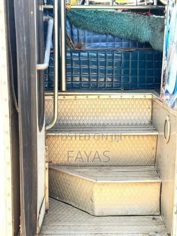 Ashok-Leyland Turbo 2011 Bus (Used)