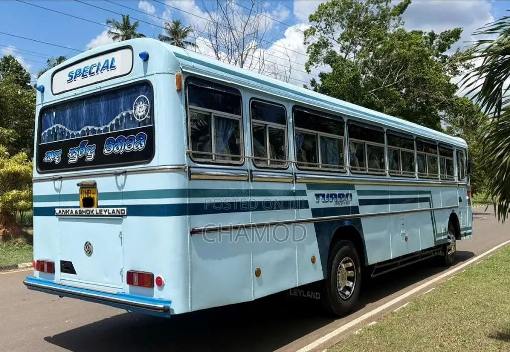 Ashok-Leyland Viking 2014 Bus (Used)