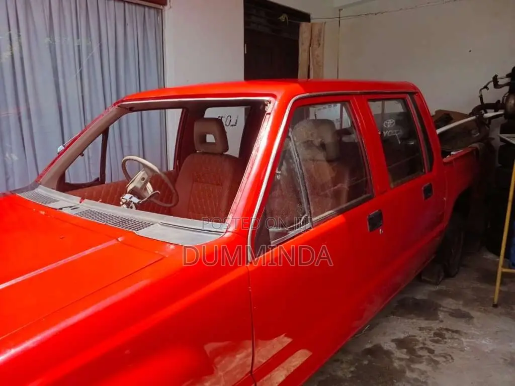 Mitsubishi L200 1987 Pickup (Used)