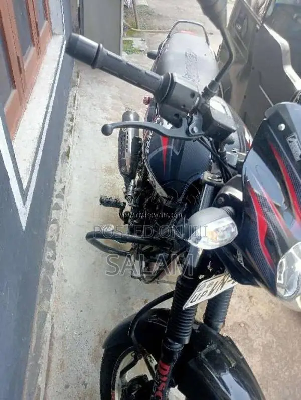 Bajaj Discover 135 2010 Motorbike (Used)