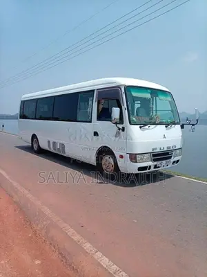 Mitsubishi Fuso 2009 Bus (Used)