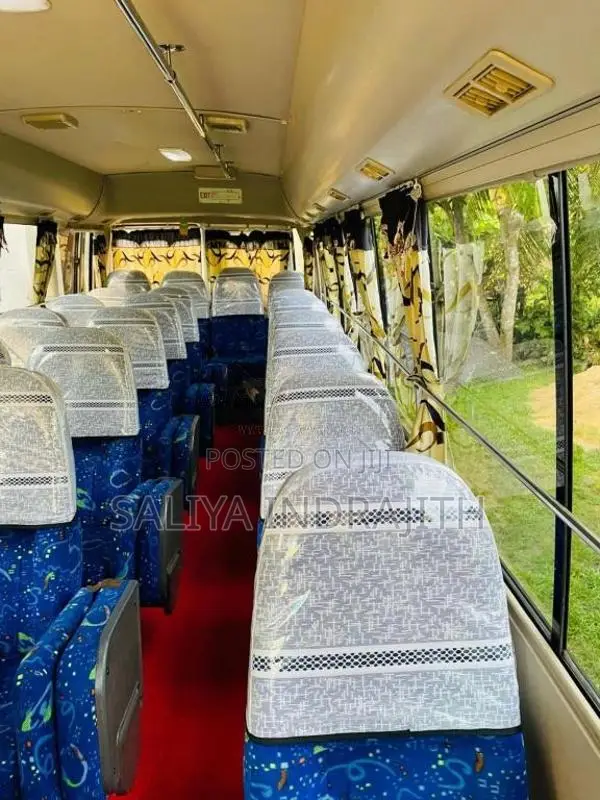 Mitsubishi Fuso 2009 Bus (Used)