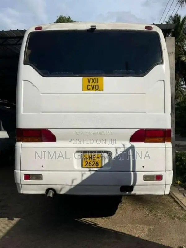 Mitsubishi Fuso 2010 Bus (Used)