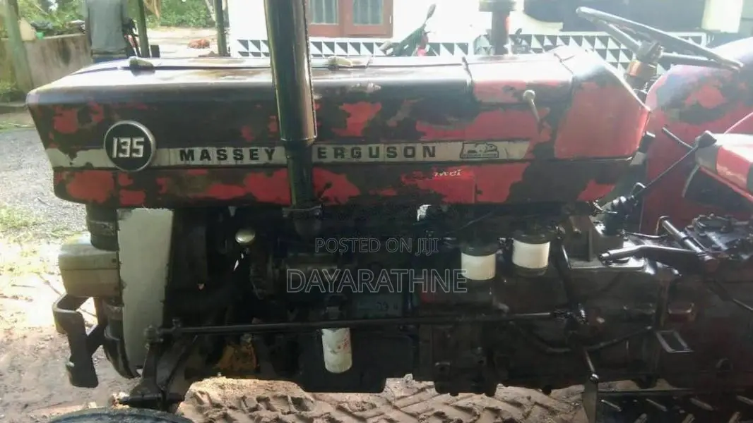 Massey-Ferguson 135DL 1988 Tractor (Used)