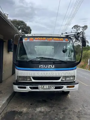 Isuzu Juston ForWard 2001 Lorry (Used)