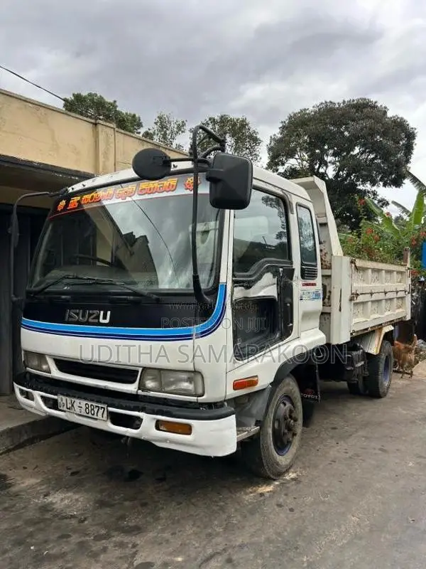 Isuzu Juston ForWard 2001 Lorry (Used)