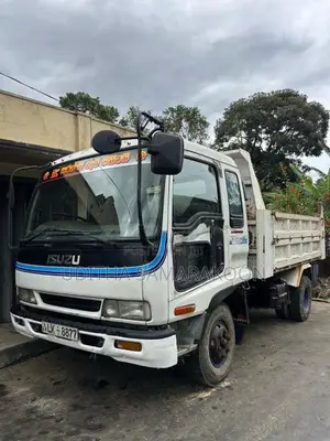Isuzu Juston ForWard 2001 Lorry (Used)