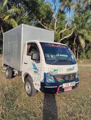 Tata Dimo Lokka 2016 Lorry (Used)