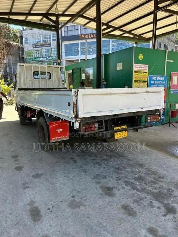Mitsubishi Canter 2004 Lorry (Used)