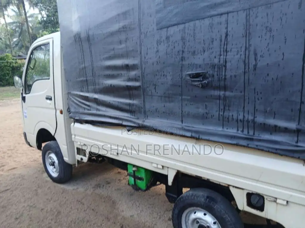 Tata Dimo Batta 2008 Lorry (Used)
