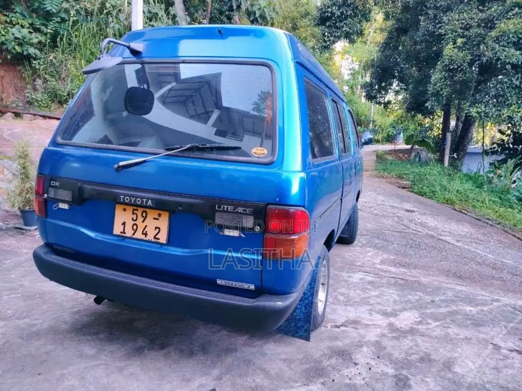Toyota TownAce 1992 Van (Used)