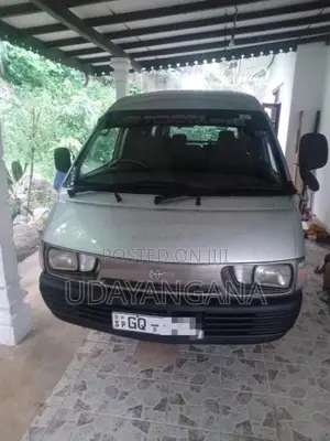 Toyota TownAce 2002 Van (Used)