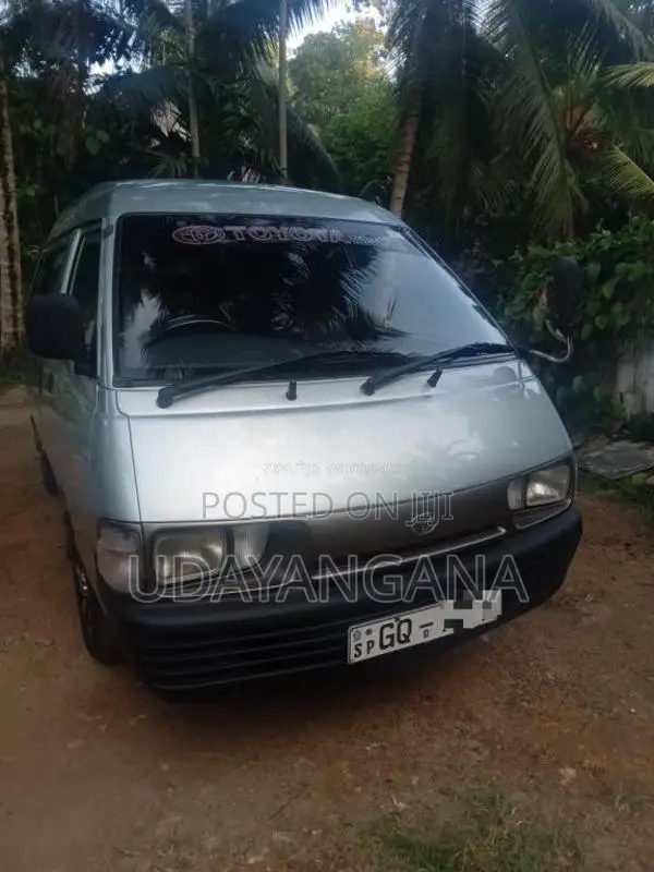 Toyota TownAce 2002 Van (Used)