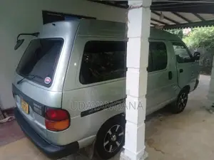 Toyota TownAce 2002 Van (Used)